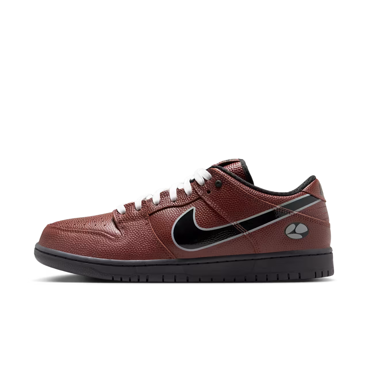 Nike SB Dunk Low Limosine Skateboards 'Football'
