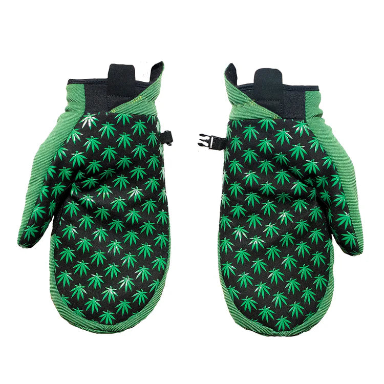 Salmon Arms Green Spring Snowboarding Mittens 2025